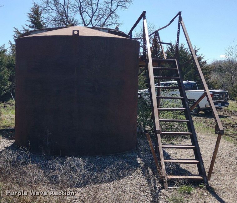 image for item DQ1632 (8) tanks