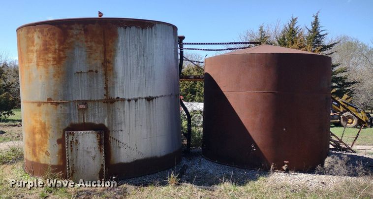 image for item DQ1632 (8) tanks