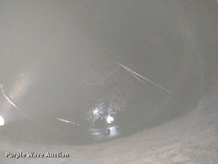 image for item DQ1632 (8) tanks