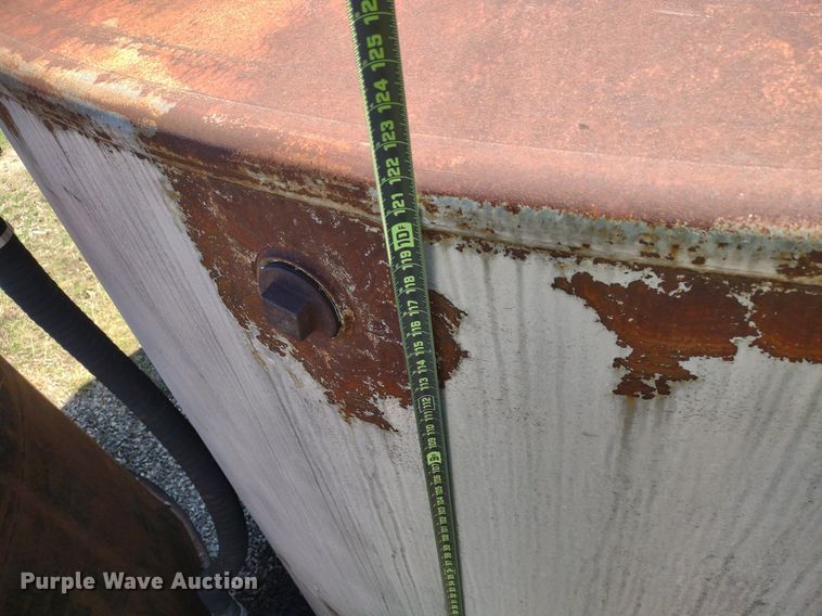 image for item DQ1632 (8) tanks