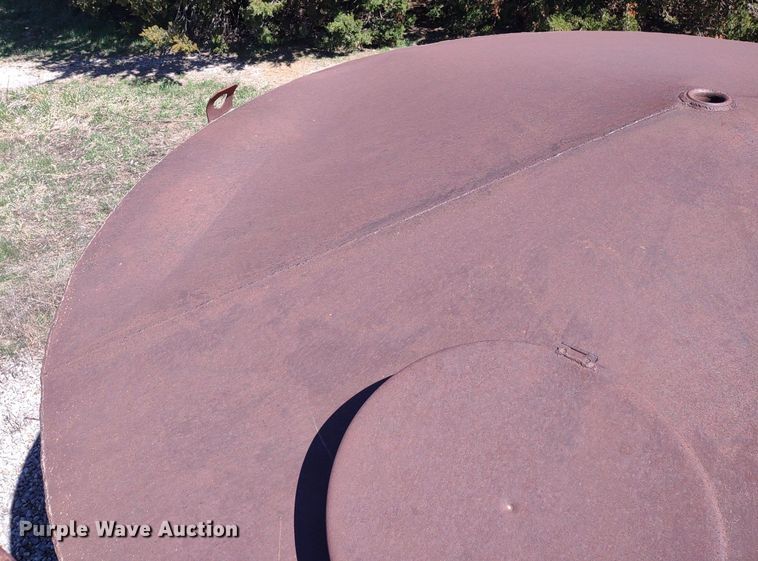 image for item DQ1632 (8) tanks