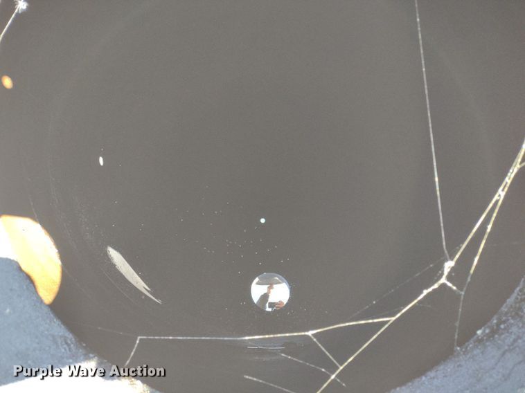 image for item DQ1632 (8) tanks