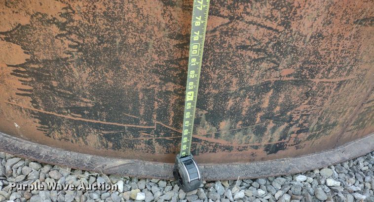 image for item DQ1632 (8) tanks