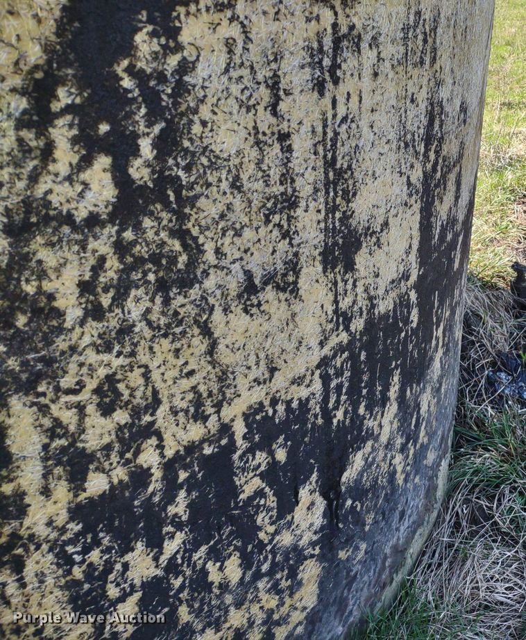 image for item DQ1632 (8) tanks