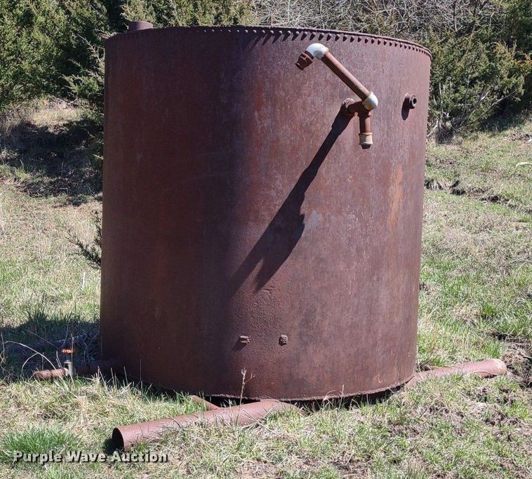 image for item DQ1632 (8) tanks