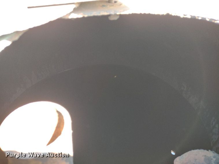 image for item DQ1632 (8) tanks