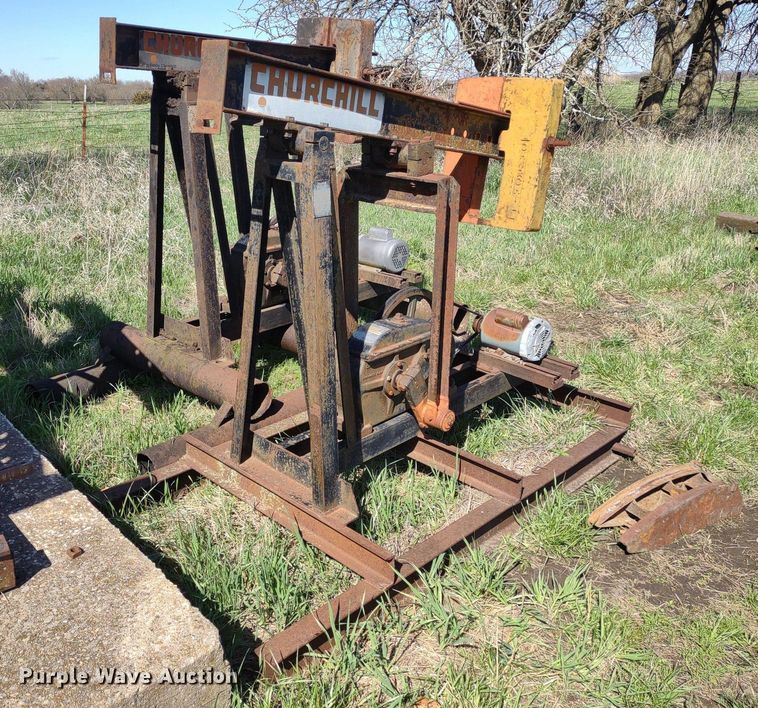 image for item DQ1633 (24) pump jacks
