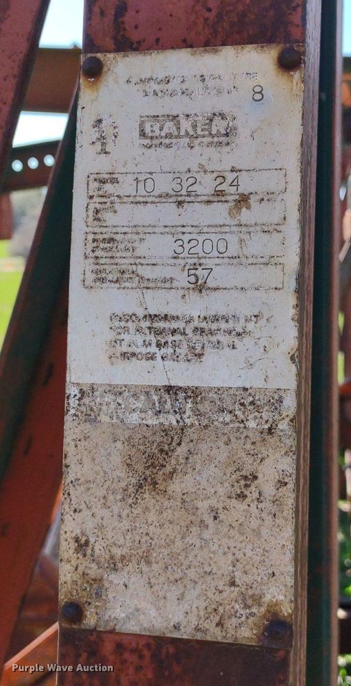 image for item DQ1633 (24) pump jacks