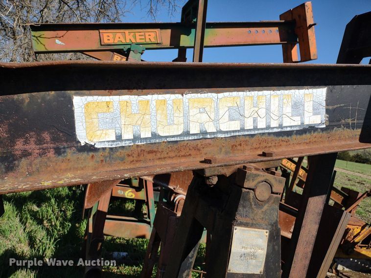 image for item DQ1633 (24) pump jacks