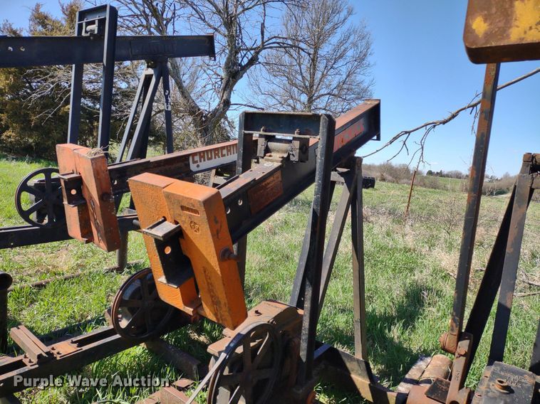 image for item DQ1633 (24) pump jacks