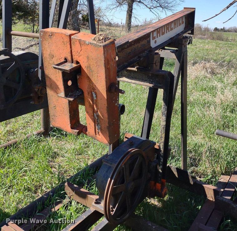 image for item DQ1633 (24) pump jacks