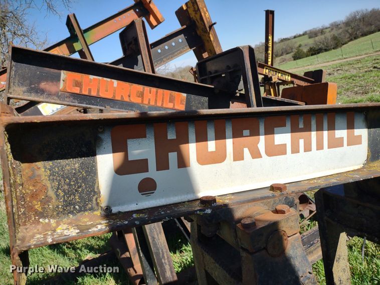 image for item DQ1633 (24) pump jacks