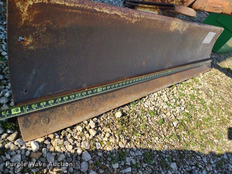 image for item DQ1644 Ford 784  6'W blade