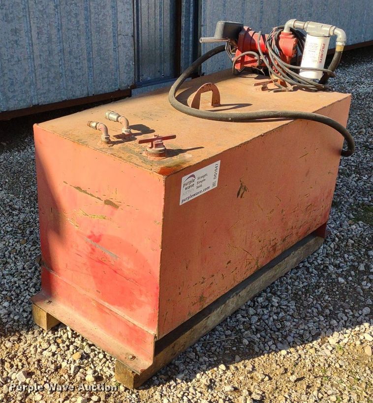 image for item DQ1647 Fuel tank