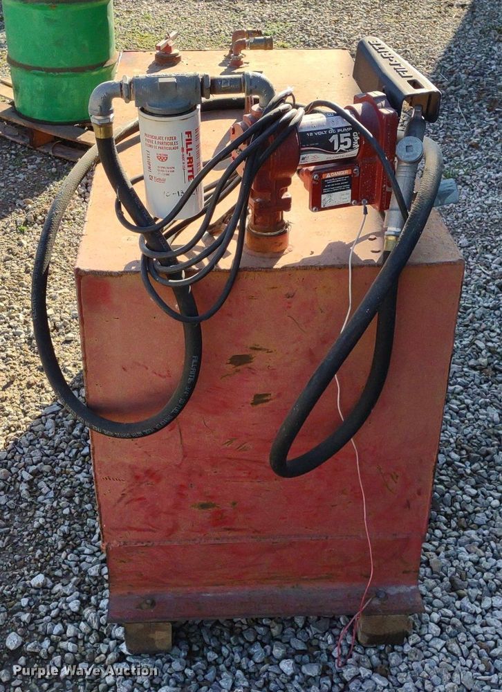 image for item DQ1647 Fuel tank