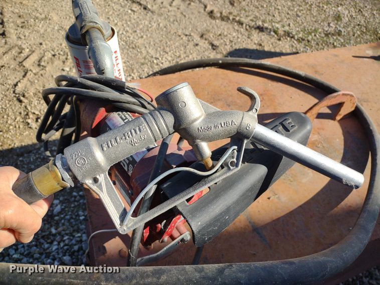 image for item DQ1647 Fuel tank