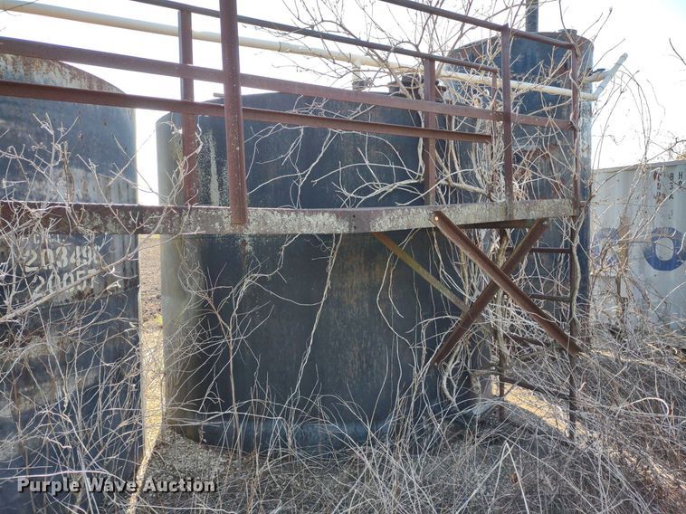 image for item DQ1668 (4) tanks