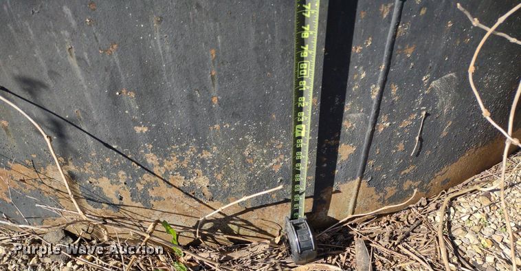 image for item DQ1668 (4) tanks