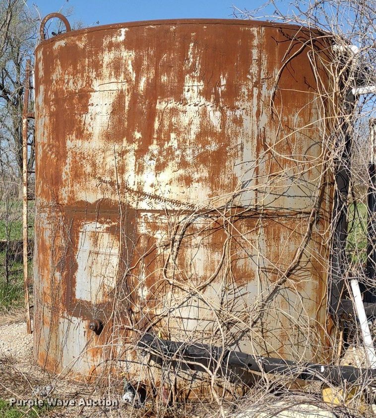 image for item DQ1668 (4) tanks