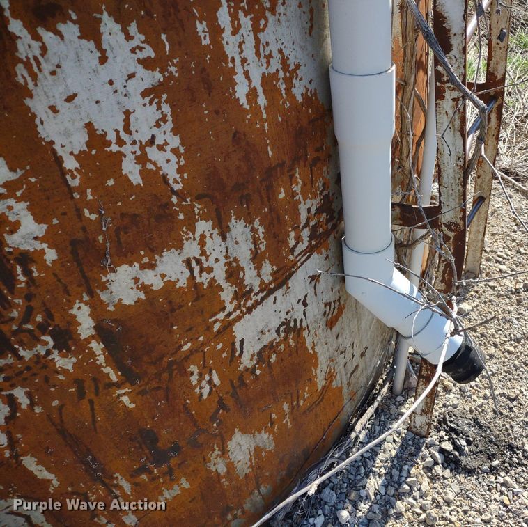 image for item DQ1668 (4) tanks