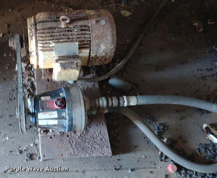 image for item DQ1669 Conex  storage container