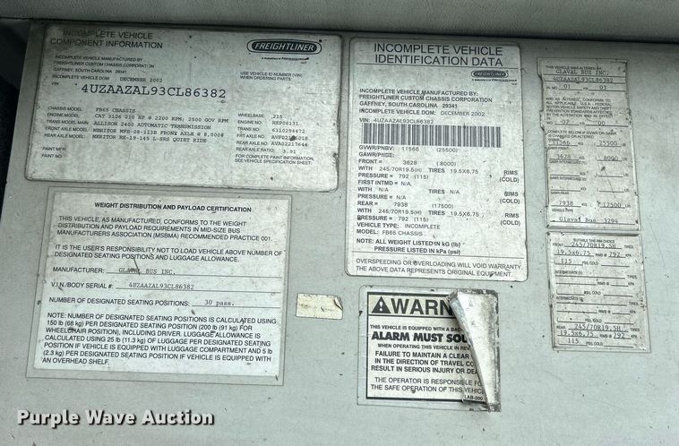 image for item DR4579 2003 Freightliner FB65  shuttle bus