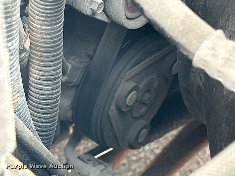 image for item DR4583 2005 Ford F350 Super Duty XL  pickup truck