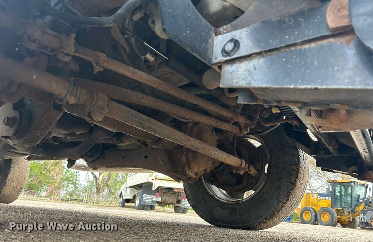 image for item DR4583 2005 Ford F350 Super Duty XL  pickup truck