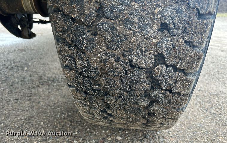 image for item DR4583 2005 Ford F350 Super Duty XL  pickup truck