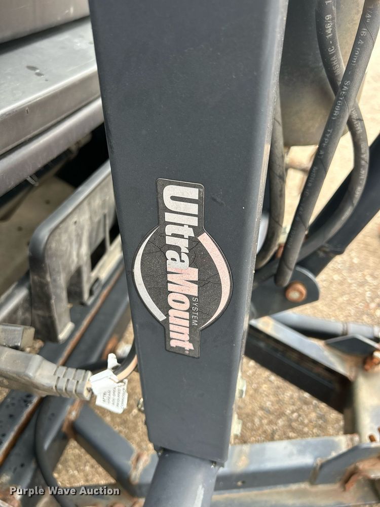 image for item DR4583 2005 Ford F350 Super Duty XL  pickup truck