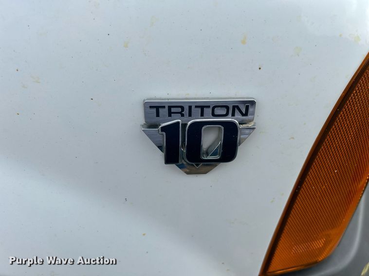 image for item DR4583 2005 Ford F350 Super Duty XL  pickup truck