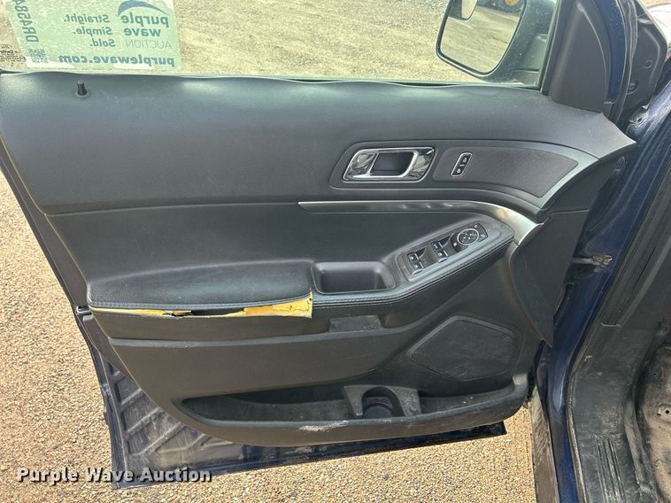 image for item DR4584 2013 Ford Explorer Police Interceptor  SUV