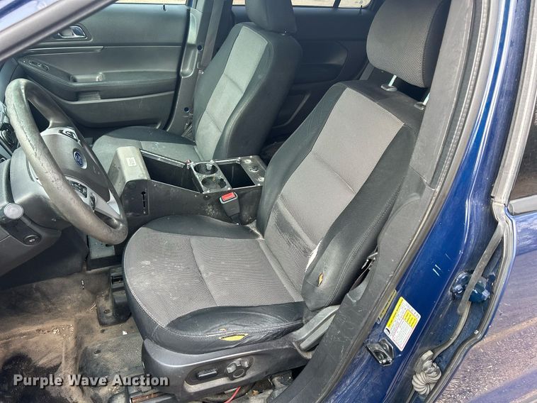 image for item DR4584 2013 Ford Explorer Police Interceptor  SUV