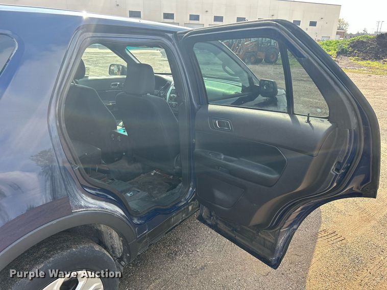 image for item DR4584 2013 Ford Explorer Police Interceptor  SUV