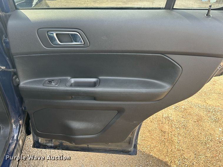 image for item DR4584 2013 Ford Explorer Police Interceptor  SUV