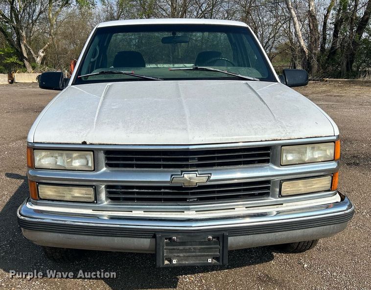 image for item DR4585 1997 Chevrolet C1500  pickup truck