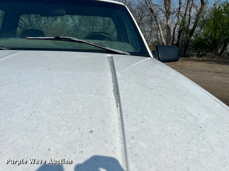 image for item DR4585 1997 Chevrolet C1500  pickup truck