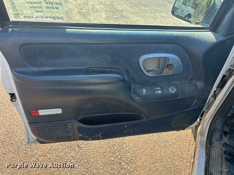 image for item DR4585 1997 Chevrolet C1500  pickup truck