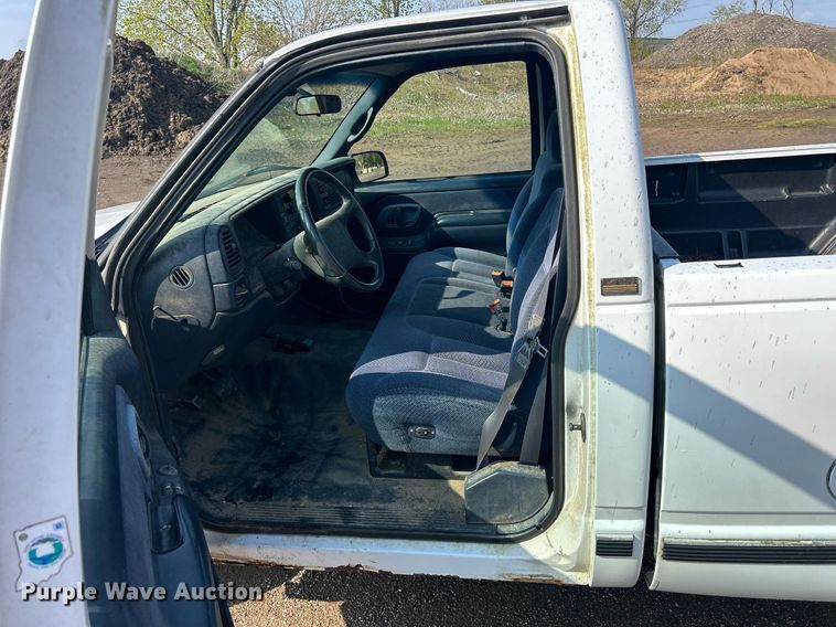 image for item DR4585 1997 Chevrolet C1500  pickup truck