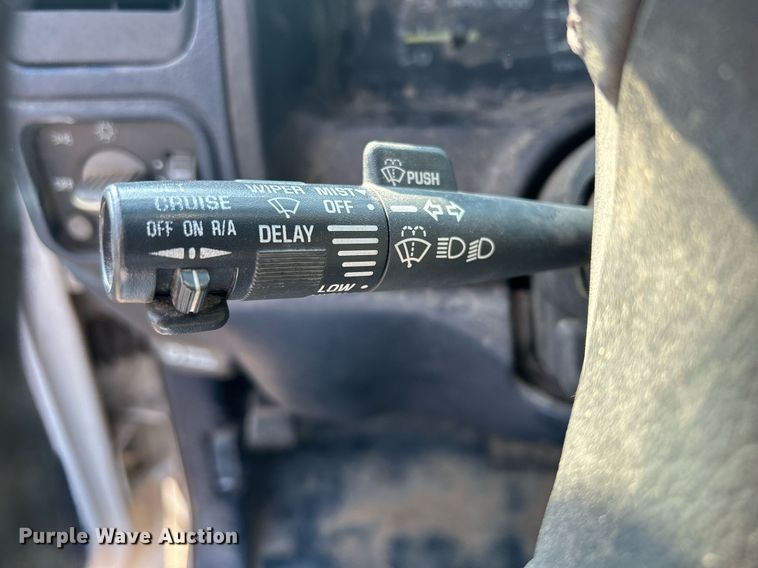 image for item DR4585 1997 Chevrolet C1500  pickup truck