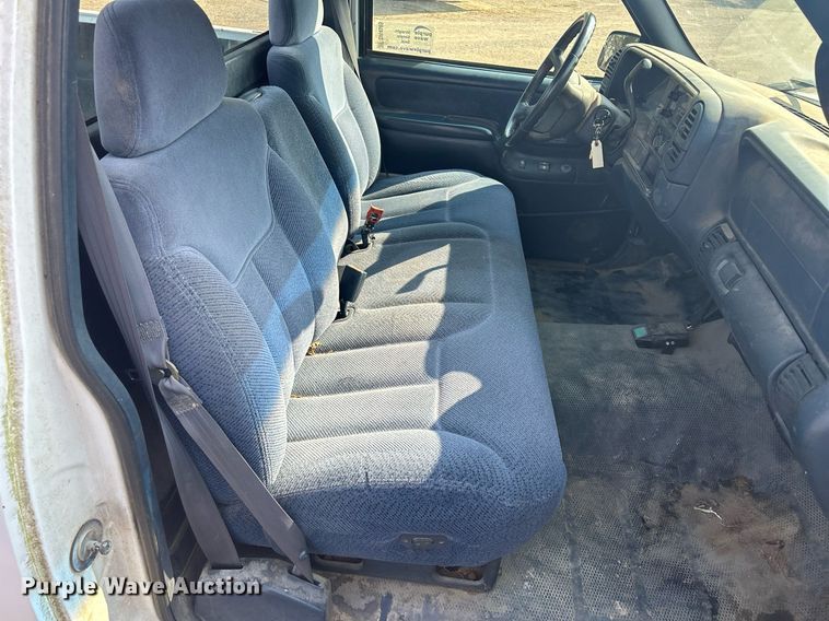 image for item DR4585 1997 Chevrolet C1500  pickup truck