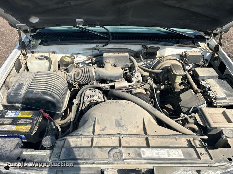 image for item DR4585 1997 Chevrolet C1500  pickup truck