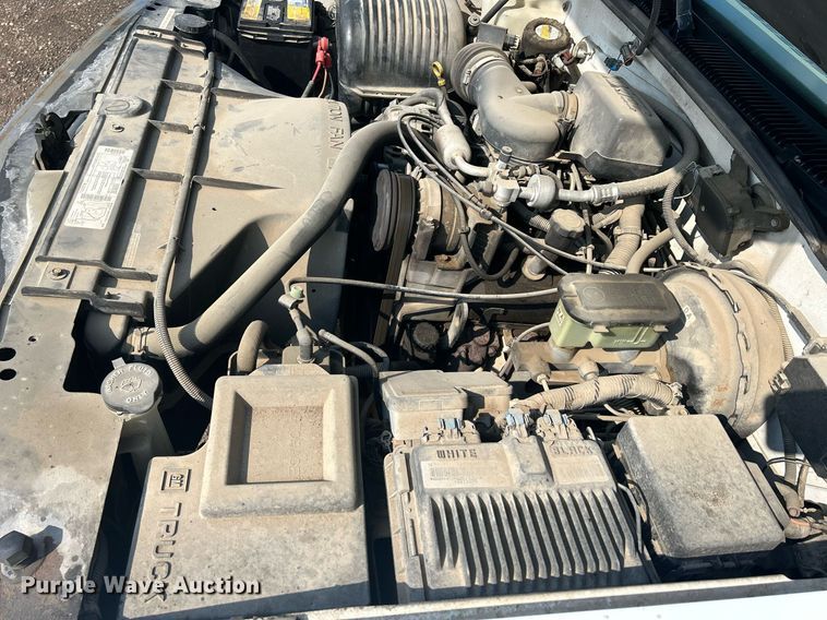 image for item DR4585 1997 Chevrolet C1500  pickup truck