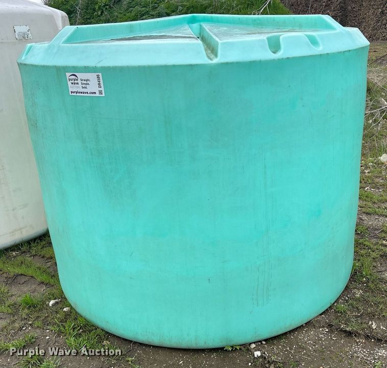 image for item DR4586 Tank