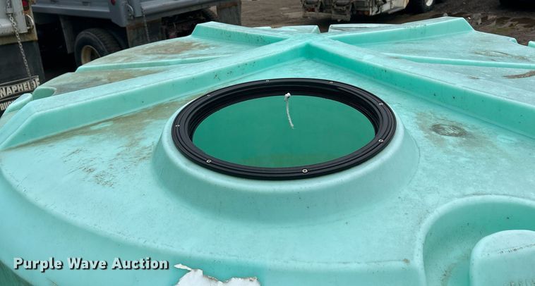 image for item DR4586 Tank