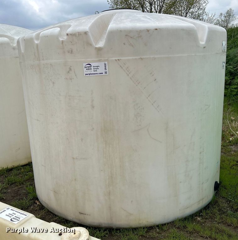 image for item DR4587 Tank