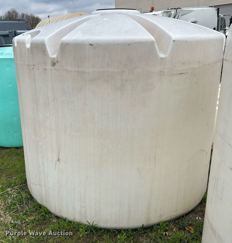 image for item DR4587 Tank