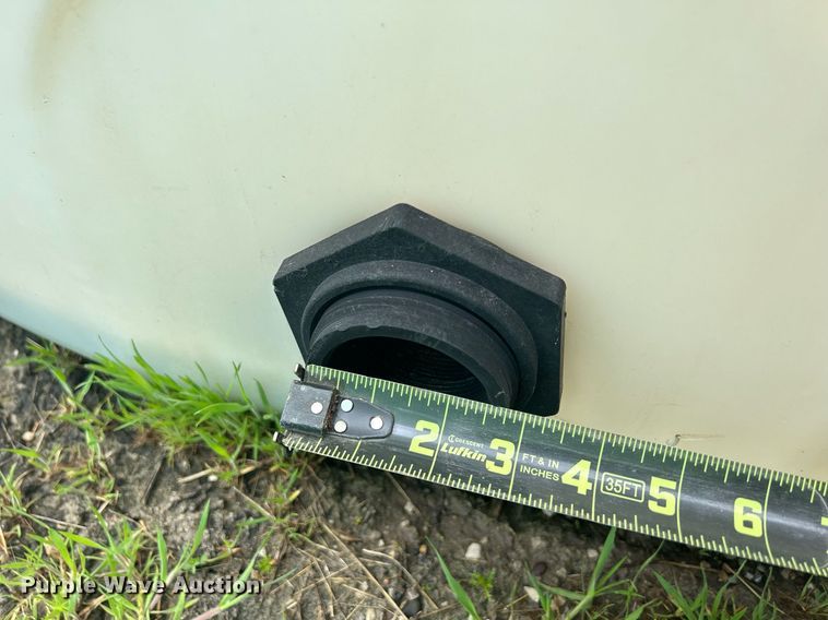 image for item DR4587 Tank