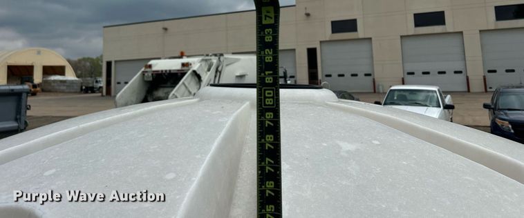 image for item DR4587 Tank