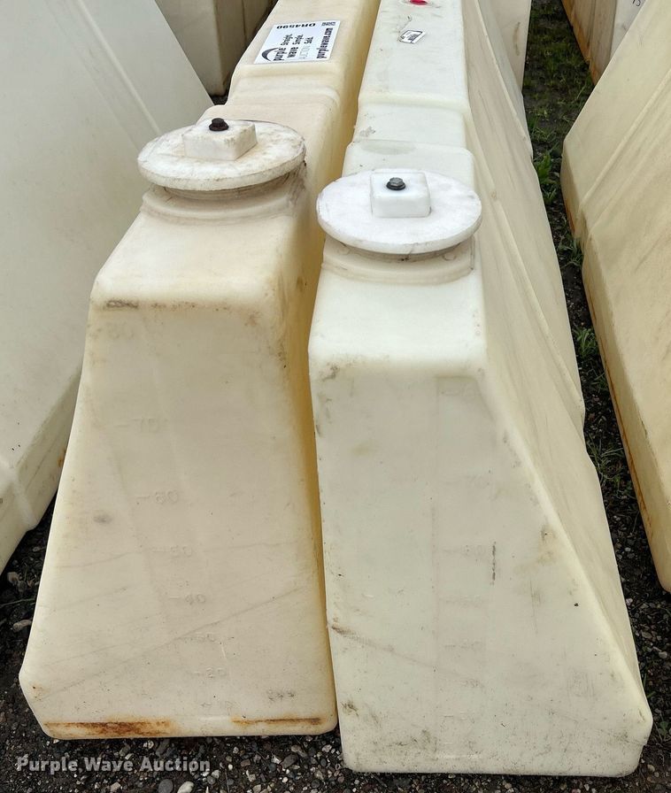 image for item DR4590 (2) barricades